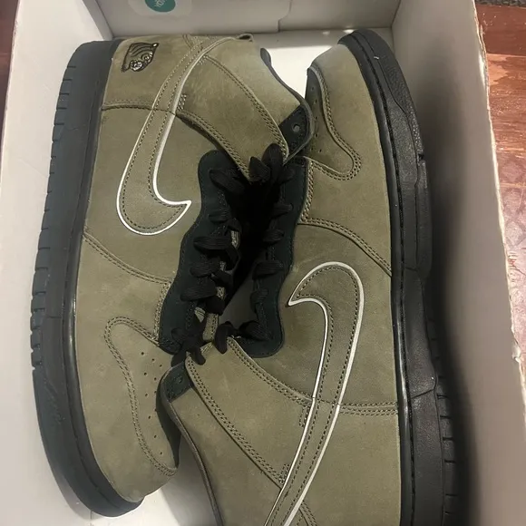 Nike Green and Black High-Top Sneakers Nike Dunk High SP Authentic New