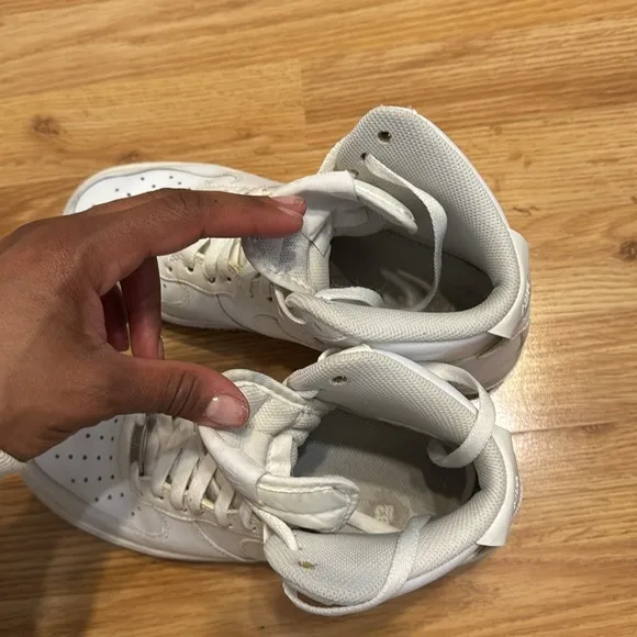 Nike Hi-AF1 - EUR 41 (Men’s size 8 / Women’s Size 10)