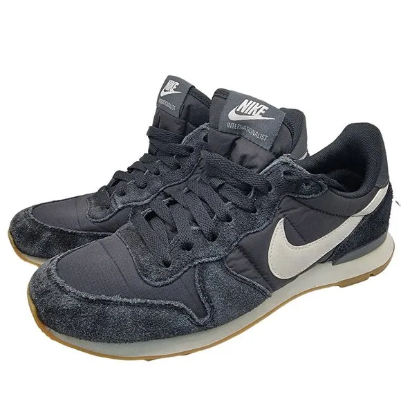 Nike Internationalist Black White Athletic Low Top Shoes Womens 9 - 828407-021
