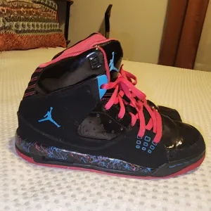 NIKE JORDAN  EUC GIRLS SIZE 4.5 Y SC-1 GS BLACK PINK HIGH TOP SNEAKERS SHOES