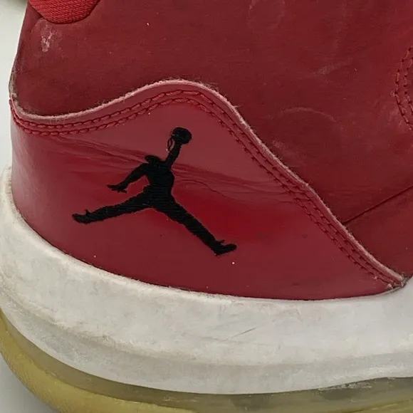 Nike‎ Jordon Men's Max Aura Red High Top Size 10 Basketball Shoes #CQ9451-600