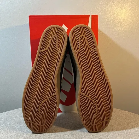 NIKE Killshot 2 Black/Gum Medium Brown Sneaker Men's Shoe Size 11 FQ8903-002