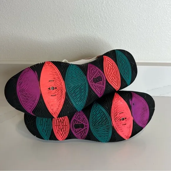 Nike Kyrie 5 BHM Black History Month 2019 Basketball Shoes BQ6237 Size 10