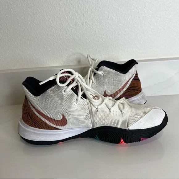 Nike Kyrie 5 BHM Black History Month 2019 Basketball Shoes BQ6237 Size 10