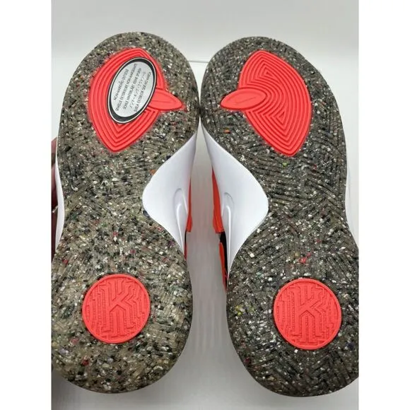 Nike Kyrie Flytrap 3 SE Low Light‎ Smoke Grey Bright Crimson Youth Size 6Y