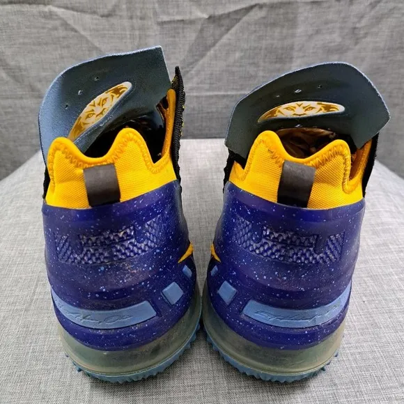 Nike LeBron 18 Lakers Heritage 2021 Mens Shoes Size 10