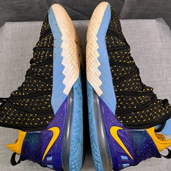 Nike LeBron 18 Lakers Heritage 2021 Mens Shoes Size 10