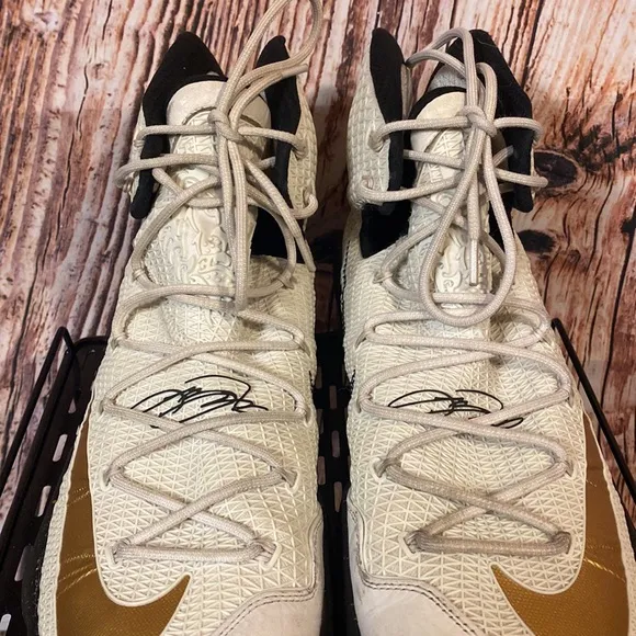 Nike Lebron James Elite 13s XIII Gold/White Mens Sz. 14