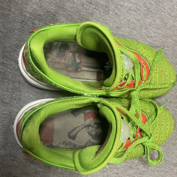 Nike‎ Lebron XX 20 GS Stocking Stuffer Shoes Grinch Youth US 7Y DQ8646-300