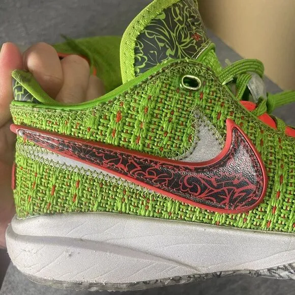 Nike‎ Lebron XX 20 GS Stocking Stuffer Shoes Grinch Youth US 7Y DQ8646-300