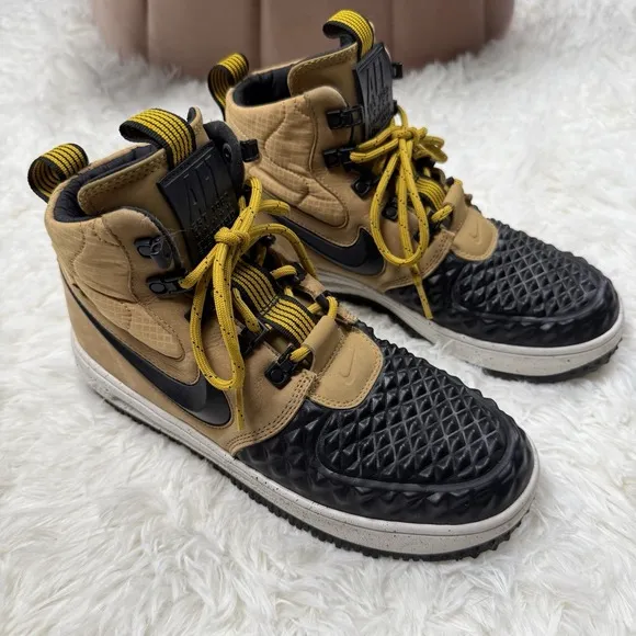 Nike Lunar Force 1 Duckboot Quilted High Top Sneakers Tan Gold 5.5y 7 Women's 7