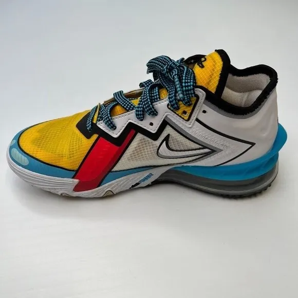 Nike Men Shoe 5.5 LeBron XVIII React Low Top Lace Up Sneaker Run Stewie Core Go