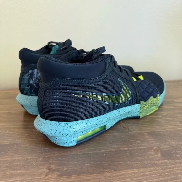 Nike Men’s 16 Blue LeBron Witness 8 Low Top Basketball Tennis Shoes Sneakers