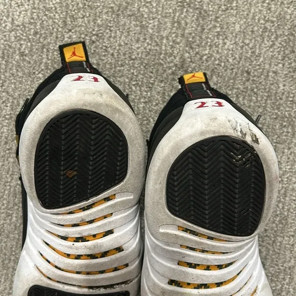 NIKE Men's Air Jordan 12 Retro Reverse Taxi Shoes Size 11