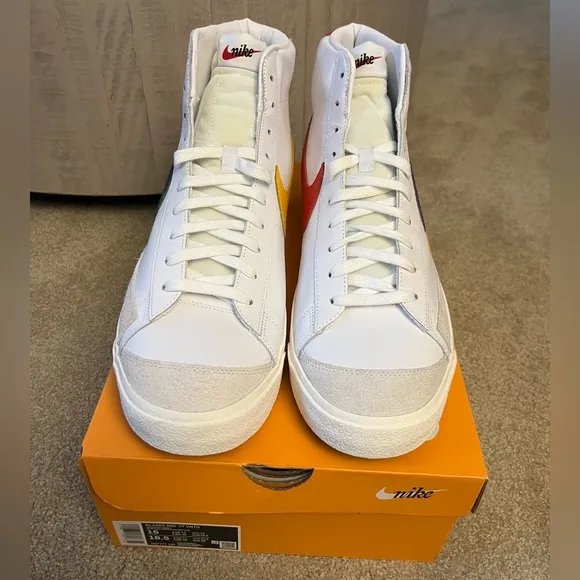 Nike Mens Blazer Mid 77 Vintage Mismatched Sneakers Size 15 High Top Shoes