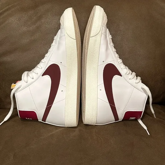 Nike Men’s Blazer Mid ‘77 Vintage Shoes, Size-10