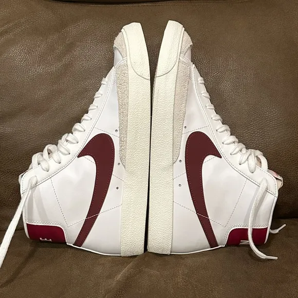 Nike Men’s Blazer Mid ‘77 Vintage Shoes, Size-10