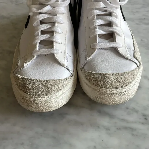 Nike Mens Blazer Mid 77 Vintage Shoes