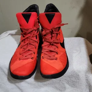 Nike Men's Red High-Top Sneakers Color Red Side 12