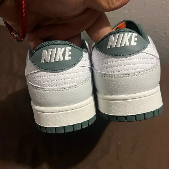 Nike Men's White and Green Sneakers Dunk Low SE Vintage Green