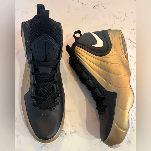 Nike Rare Air Max Wavy Men’s SZ.11 Vintage Basketball Shoes Gold/Black  New