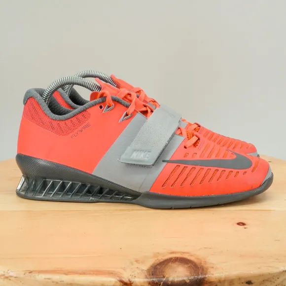 Nike Romaleos 3 Womens Size 9.5 Shoes Pink Low Top Athletic Lifting Sneakers