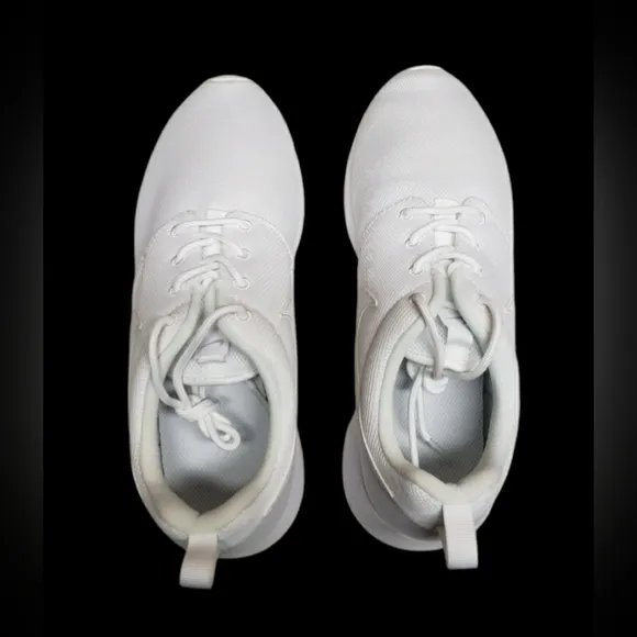 Nike Roshe One (GS) 599729 102 Size 7Y White Wolf Gray
