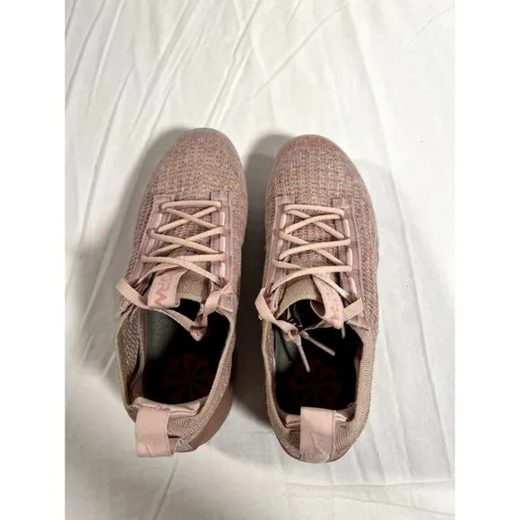 Nike VaporMax 2021 Flyknit Womens sz 6 Pink Oxford Sneakers