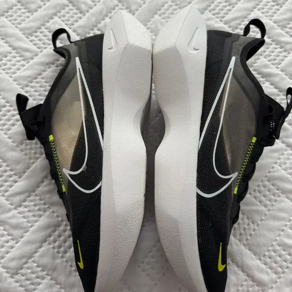 Nike Vista Lite Black Lemon Venom Trainers Woman Lady Size 9 Running Shoes