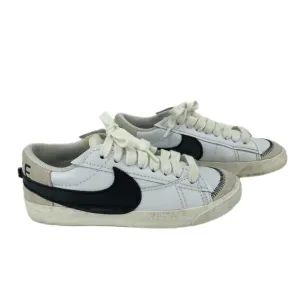 Nike White &amp; Black Athletic Sneakers | Classic Style, Size 8