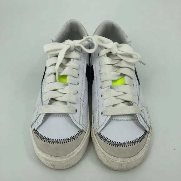 Nike White &amp; Black Athletic Sneakers | Classic Style, Size 8