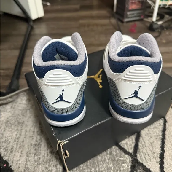 Nike White and Gray Sneakers with Classic Design