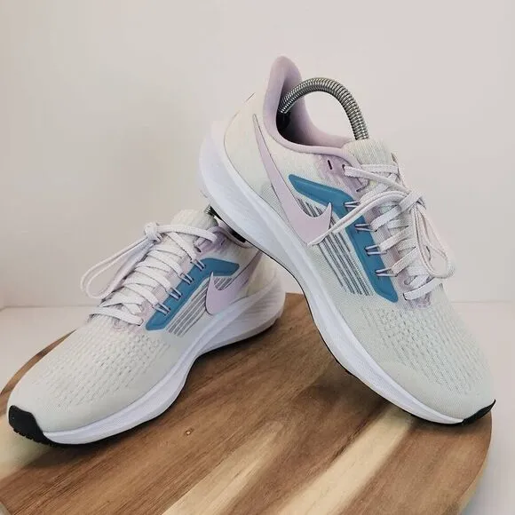 Nike Women's Air Zoom Pegasus 39 DZ4445-100 Shoes White Blue Lavender Size 8.5