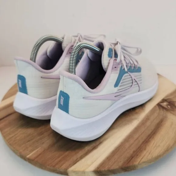 Nike Women's Air Zoom Pegasus 39 DZ4445-100 Shoes White Blue Lavender Size 8.5