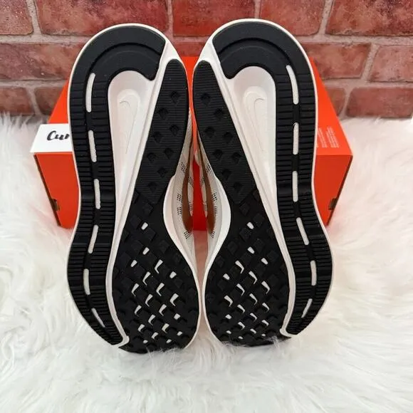 Nike Women's Run Swift 2 Size W11 Men's 9.5 Running Shoes Sail/ Copper Black