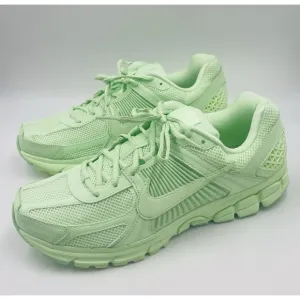 Nike Zoom Vomero 5 Running Shoes Pistachio Vapor Green HF5493-301 Men's Size 10
