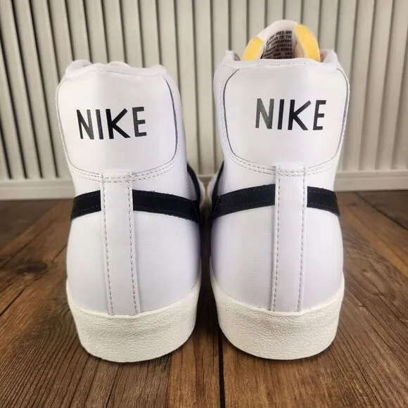 Nike Blazer Mid '77 Vintage Mens Size 15 White Black Sneakers Shoes BQ6806-100