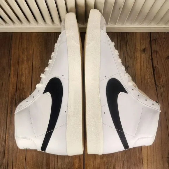 Nike Blazer Mid '77 Vintage Mens Size 15 White Black Sneakers Shoes BQ6806-100