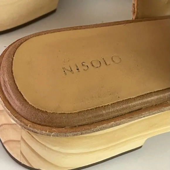 Nisolo | Almond Leather Ellie All Day Woven Clog Sandals