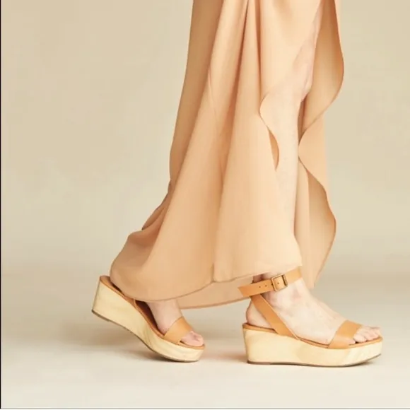 Nisolo Sarita Wooden Wedge Sandal Leather Wrap Ankle Strap Buckle Beige Size 9