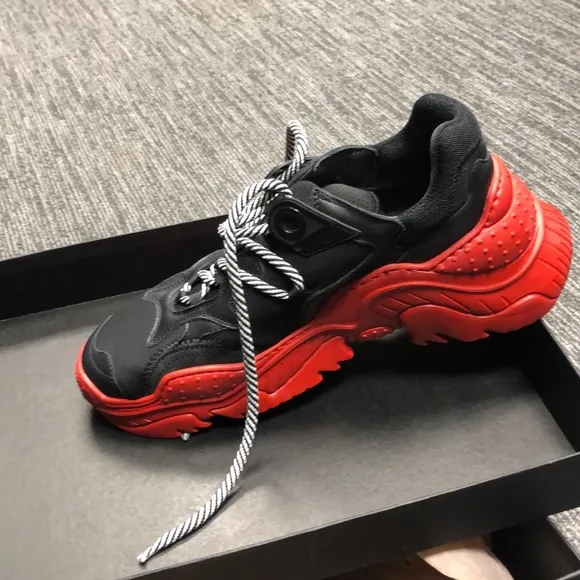 No. 21 Brand calf stretch black sneakers