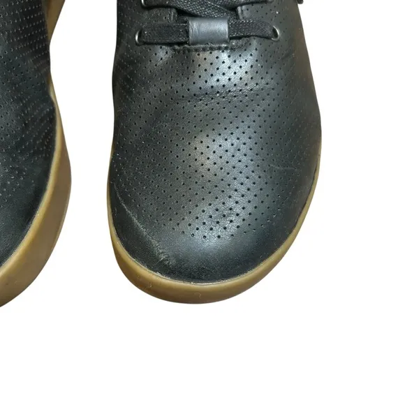 Nobull black leather high top sneakers lace up men 8.5 women 10 shoe perforated