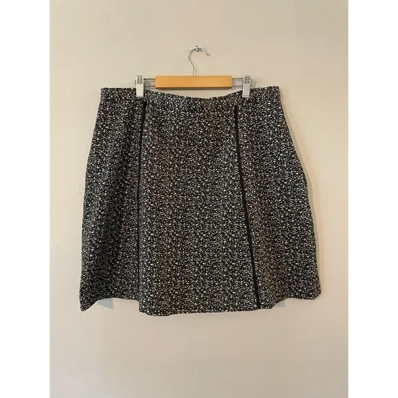 Nora Gardner Short Skater Style Skirt 14