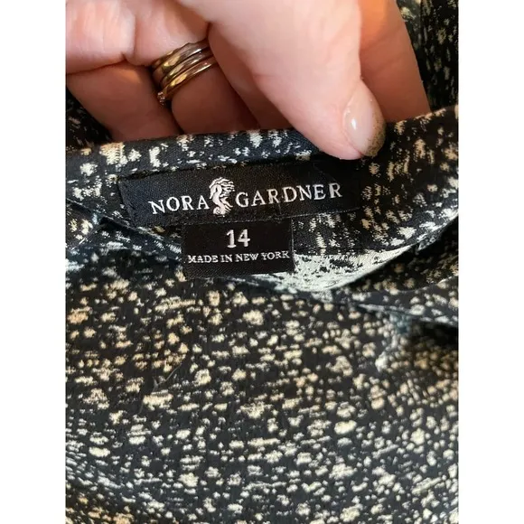 Nora Gardner Short Skater Style Skirt 14