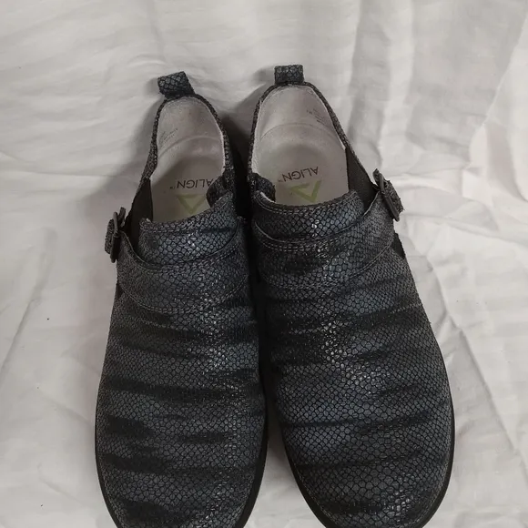 Nurse Mates Align Arya Charcoal Sweater Shoes Leather Clogs Size 7W