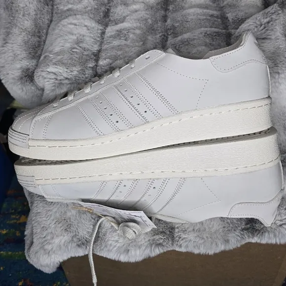 NWB ADIDAS Originals Men's Superstar 82 Core White/Aluminium/Off White, US 10.5