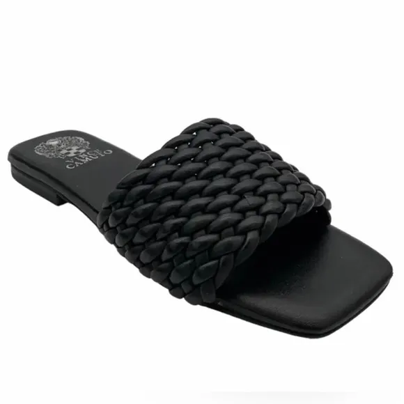 NWB Vince Camuto Leather Arissa Quilted Slide Sandals