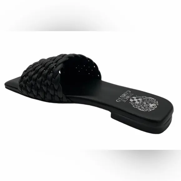 NWB Vince Camuto Leather Arissa Quilted Slide Sandals