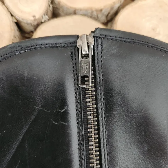 NWOB Frye Melissa Button Inside Zipper Leather Boots