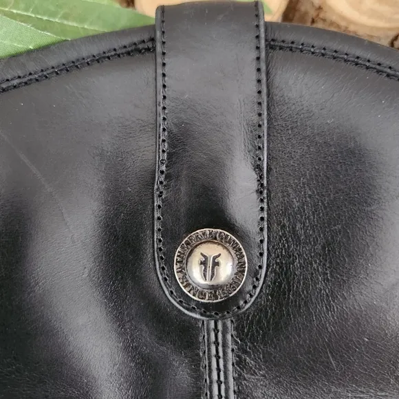 NWOB Frye Melissa Button Inside Zipper Leather Boots